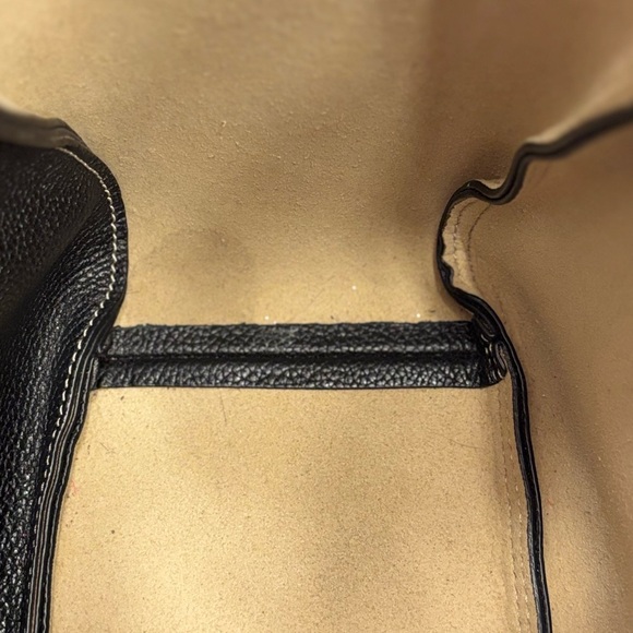 TORY BURCH ROMY SUEDE BUCKET BAG- IN BLACK - Picture 7 of 10